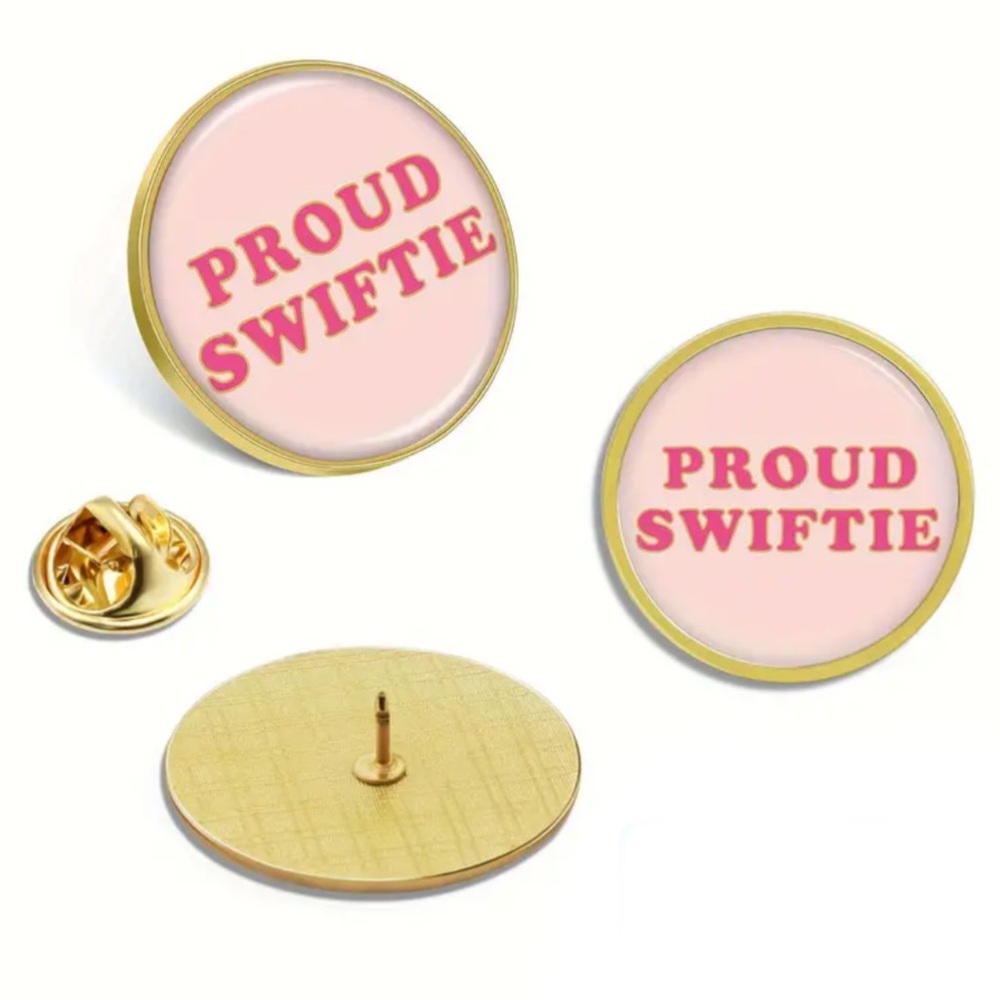Taylor Swift Themed Enamel Pin that says “Proud Swiftie” Brand NEW